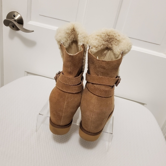 Atwell Crawford Wedge Booties Size 8, Casual, Stylish, Warm, Light Brown - Picture 6 of 13